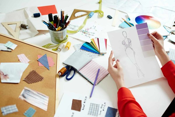 Quelles sont les différences entre un prêt relais sec et un prêt relais adossé ?